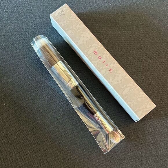 MALLY Double Ended Makeup Brush - Picture 1 of 4